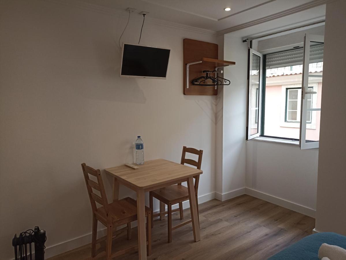 Martim Moniz 28 Guest House Lissabon Exterior foto