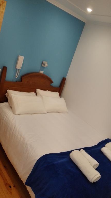 Martim Moniz 28 Guest House Lissabon Zimmer foto