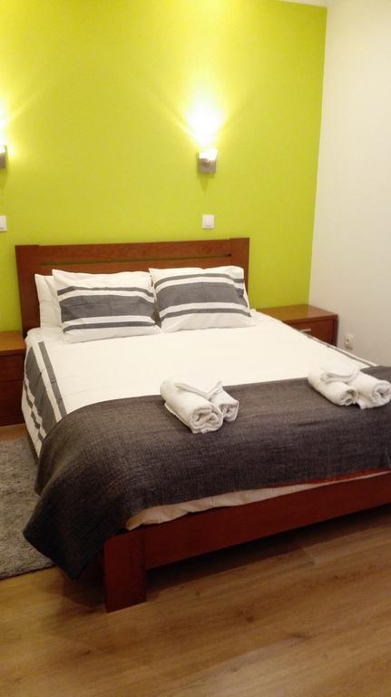 Martim Moniz 28 Guest House Lissabon Zimmer foto