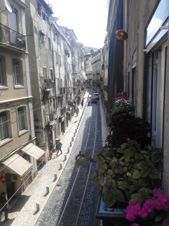 Martim Moniz 28 Guest House Lissabon Exterior foto
