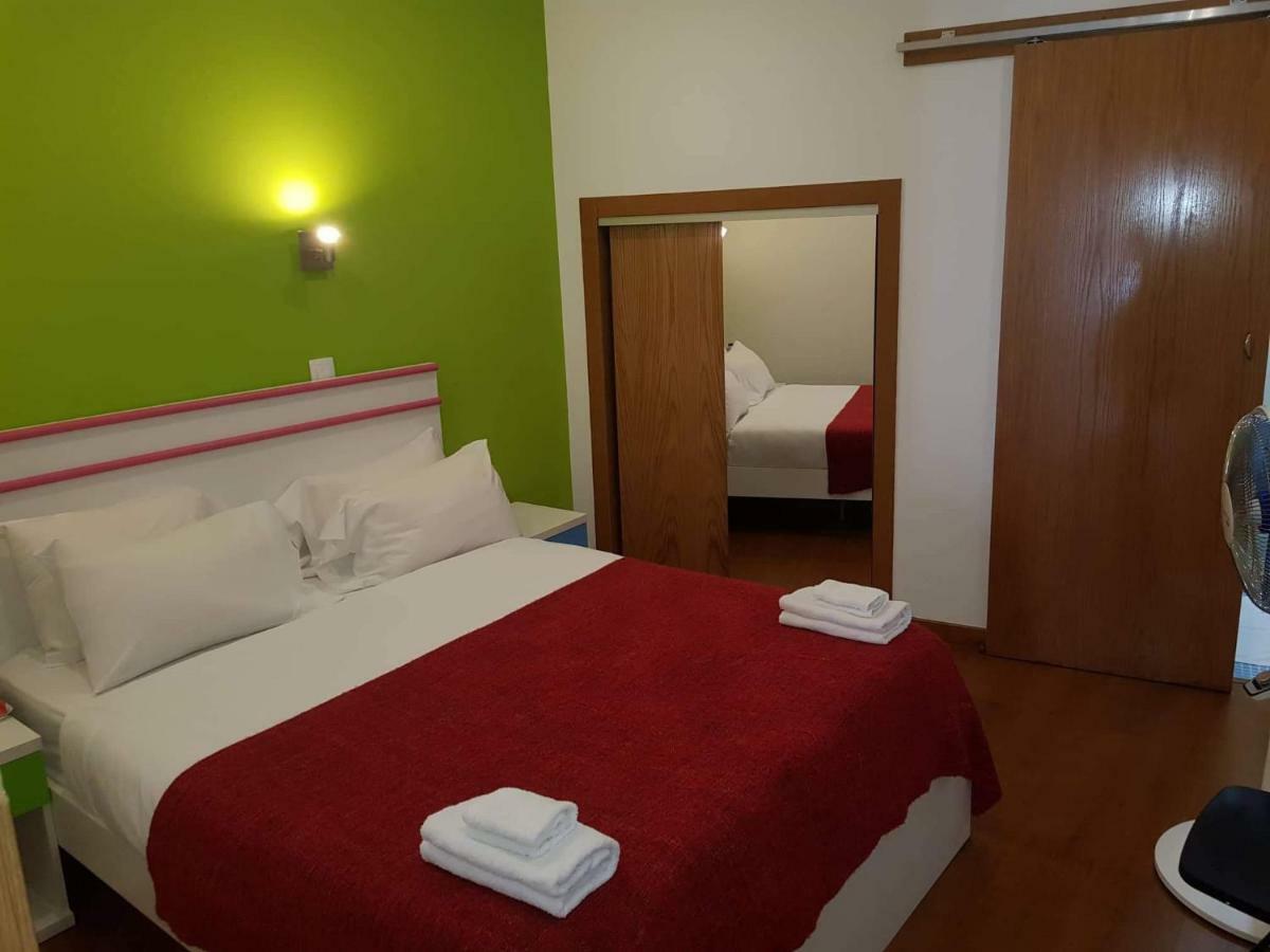 Martim Moniz 28 Guest House Lissabon Exterior foto